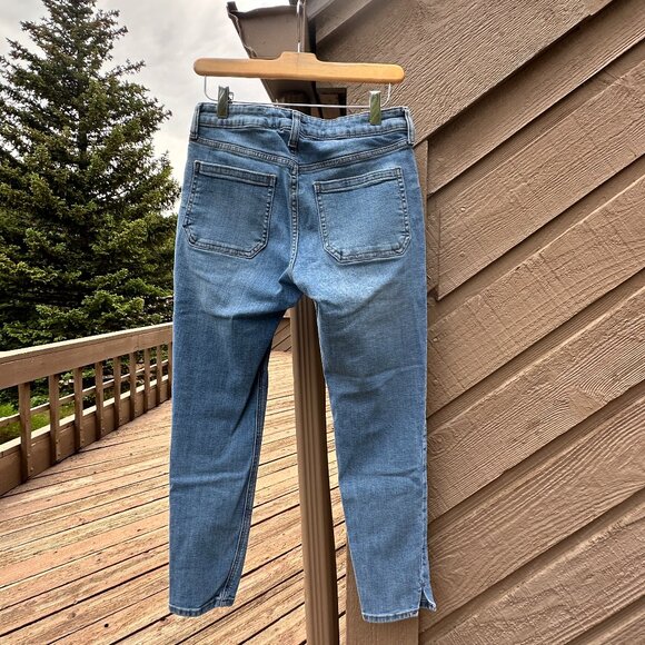 Old Navy Rockstar Super Skinny Utility Ankle Jean - Picture 3 of 7